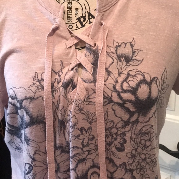 Blouse - Picture 2 of 5